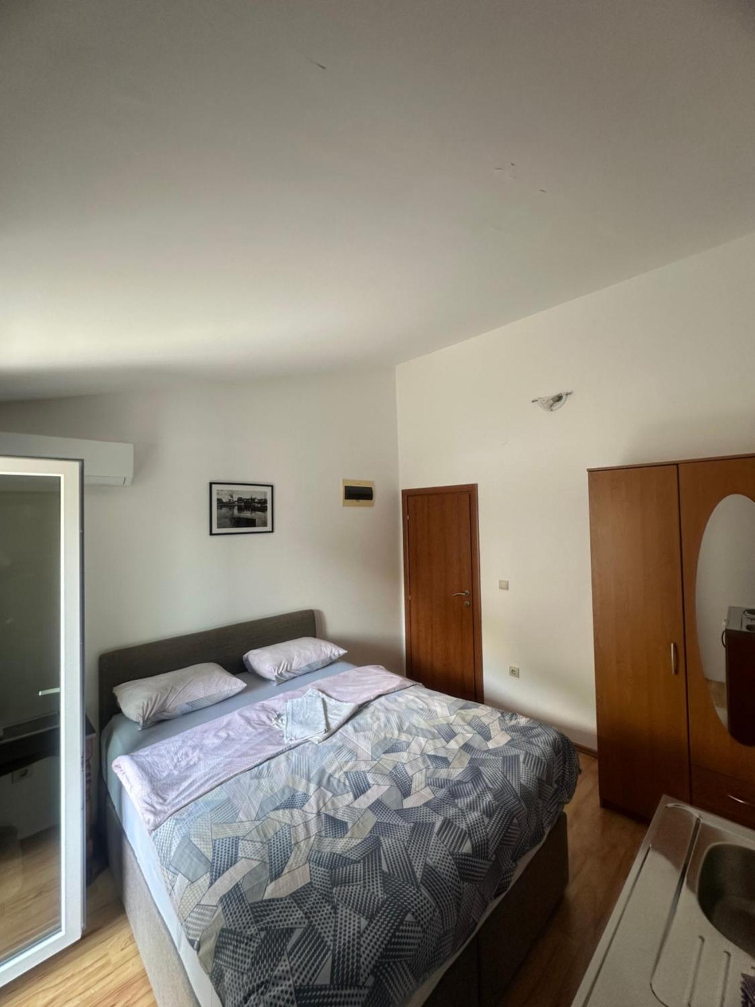 Apartments Manojlovic 布德瓦 外观 照片